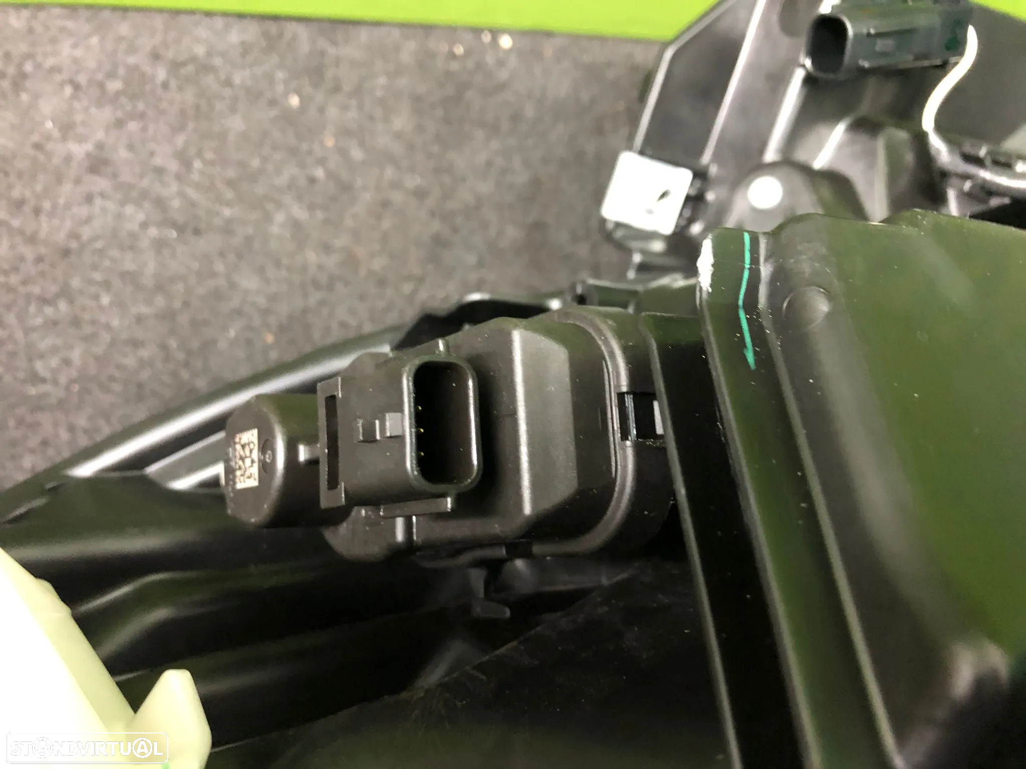 SUZUKI SWITF FAROL LED ESQUERDO - FF669 - 8