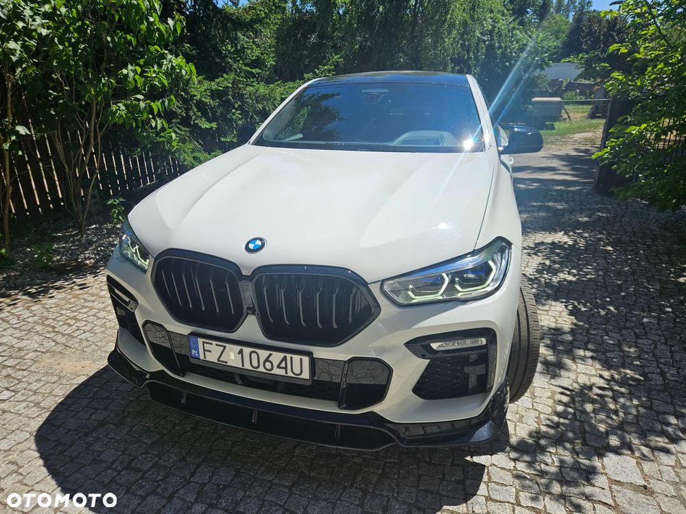 BMW X6 xDrive30d - 16