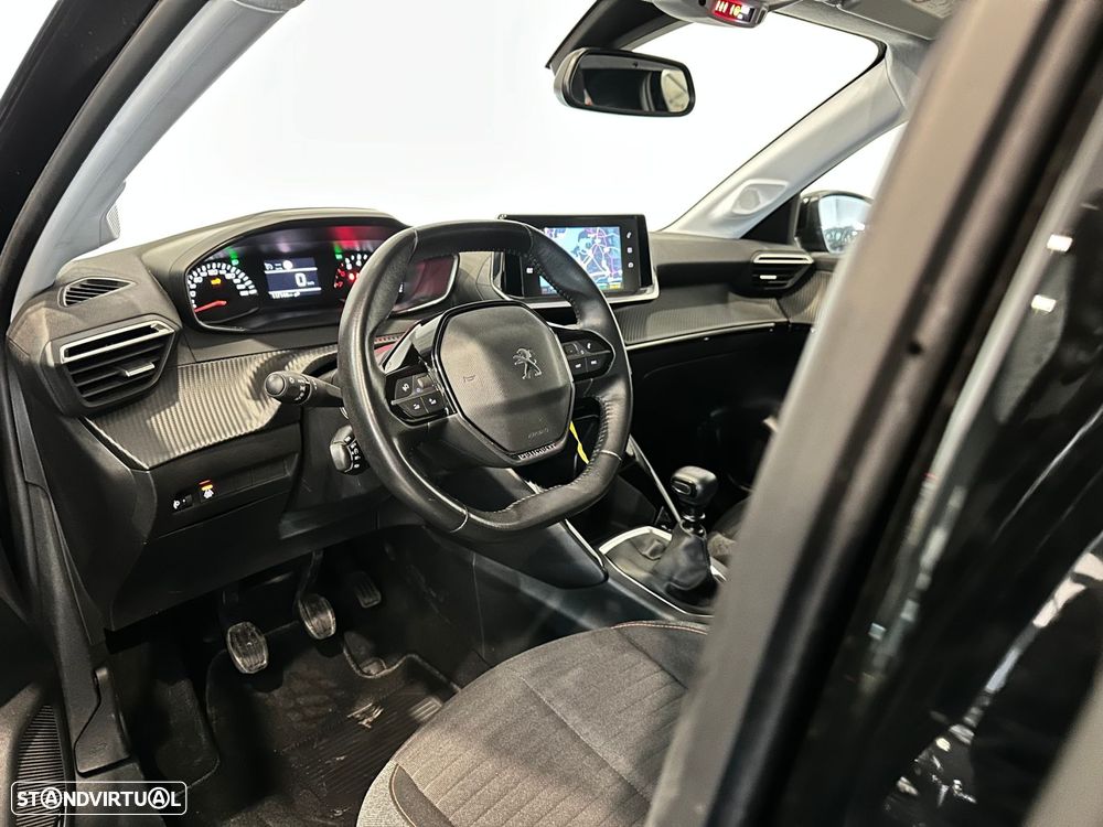 Peugeot 208 1.2 PureTech Active - 12