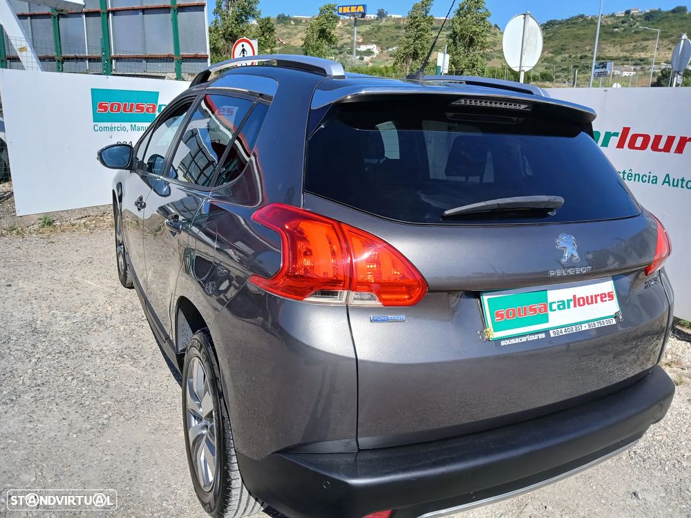Peugeot 2008 1.2 PureTech Style - 11