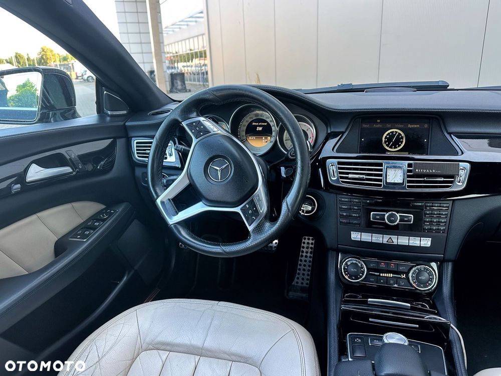 Mercedes-Benz CLS - 5