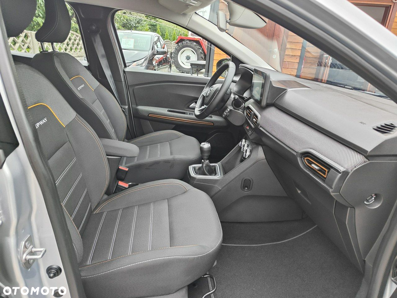 Dacia Sandero Stepway TCe 100 Celebration - 19