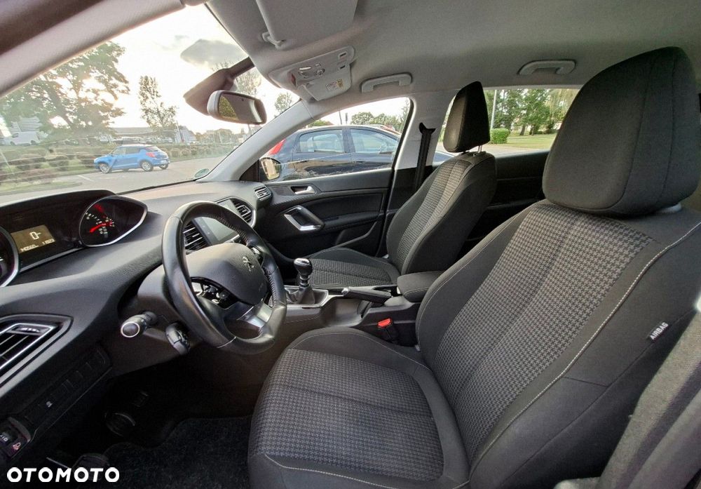 Peugeot 308 - 19
