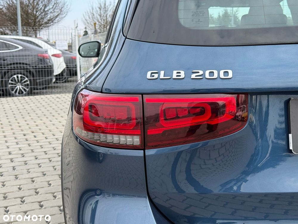 Mercedes-Benz GLB 200 Style 7G-DCT - 11