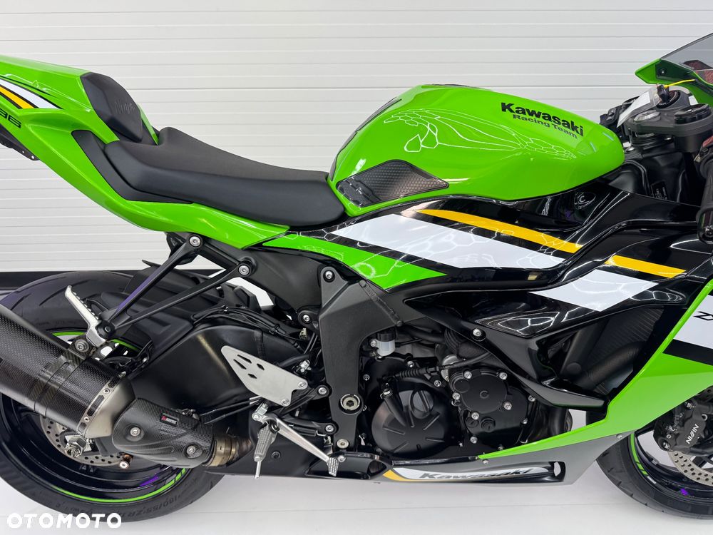 Kawasaki ZX - 16