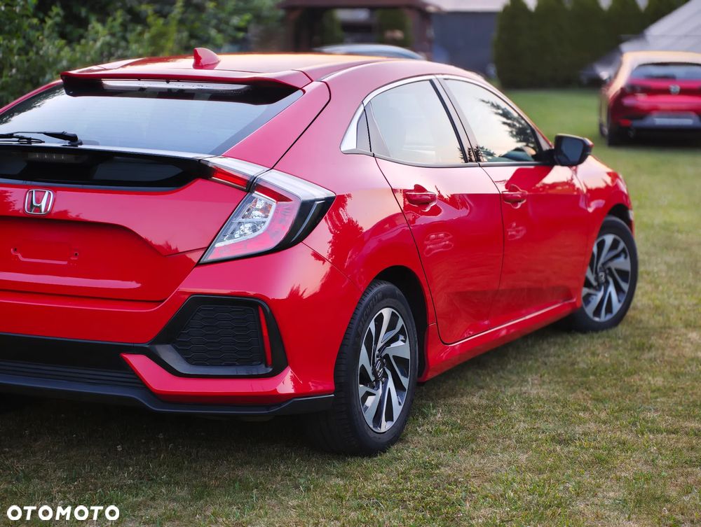 Honda Civic 1.0 i-VTEC Turbo Comfort Sport Line - 9