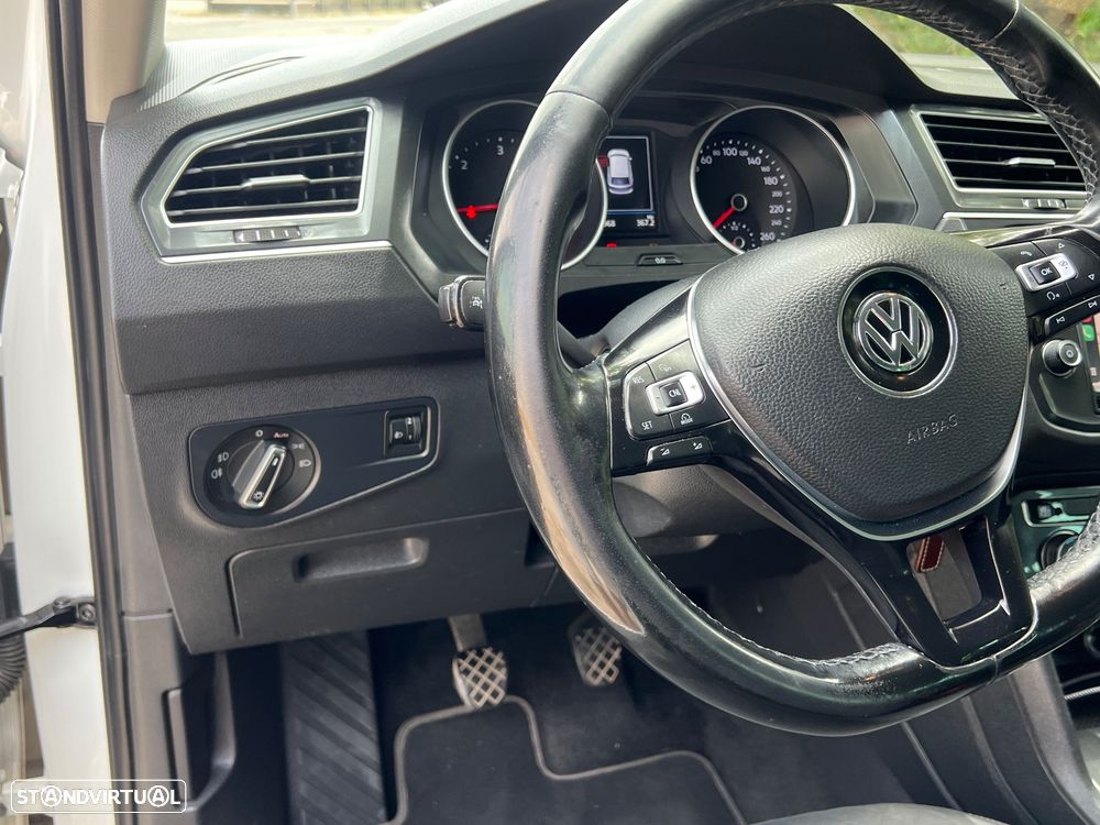 VW Tiguan 1.6 TDI Confortline - 10