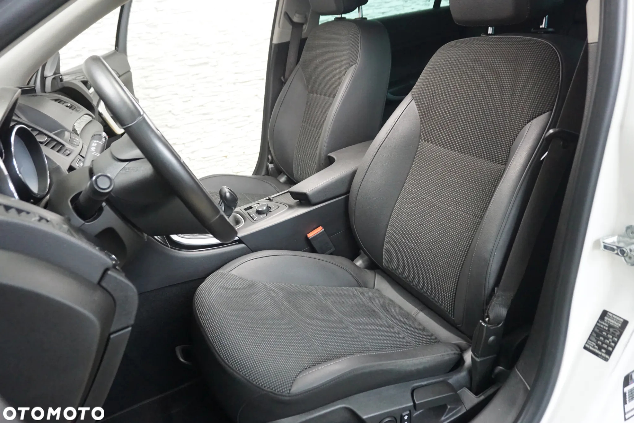 Opel Insignia 2.0 CDTI Cosmo - 23