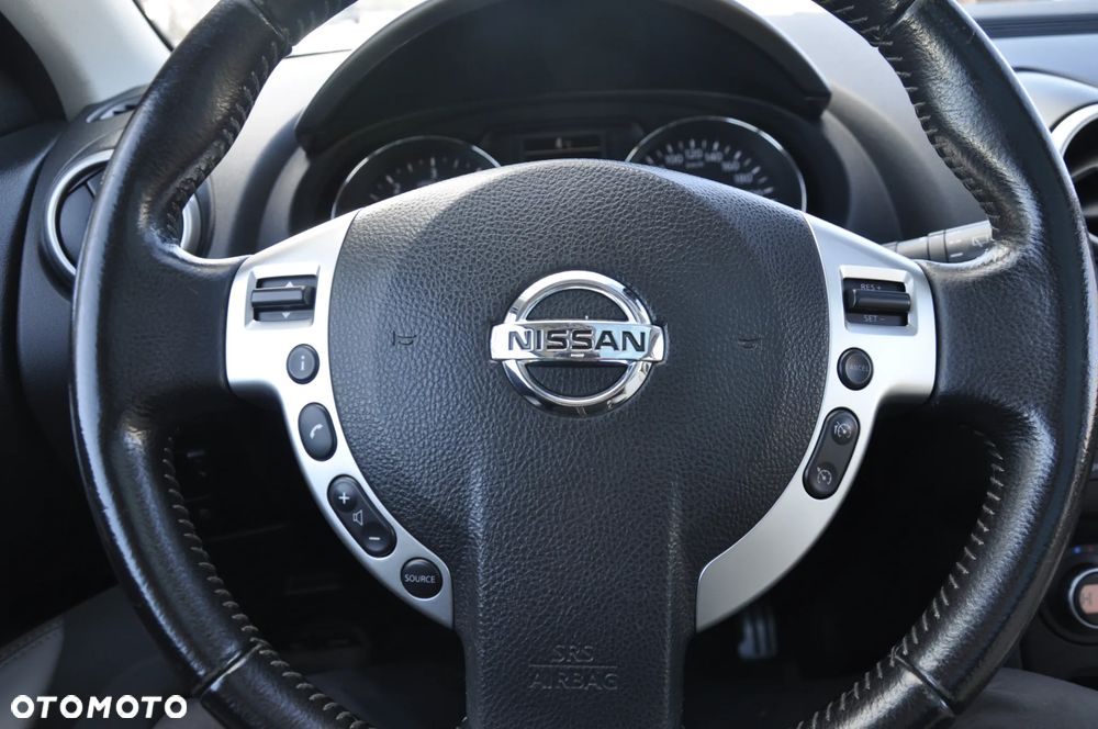 Nissan Qashqai+2 2.0 dCi DPF 4x4 tekna - 4