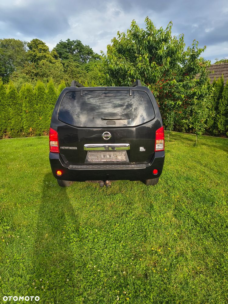 Nissan Pathfinder 2.5 DCi Elegance - 6
