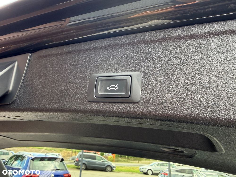 Audi A4 Avant 35 TDI S tronic S line - 14