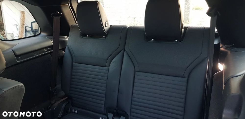 Land Rover Discovery 2.0 SD4 HSE - 24