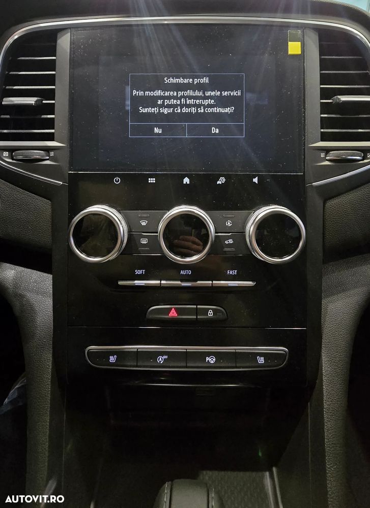 Renault Megane TCe 140 GPF EDC Techno - 10