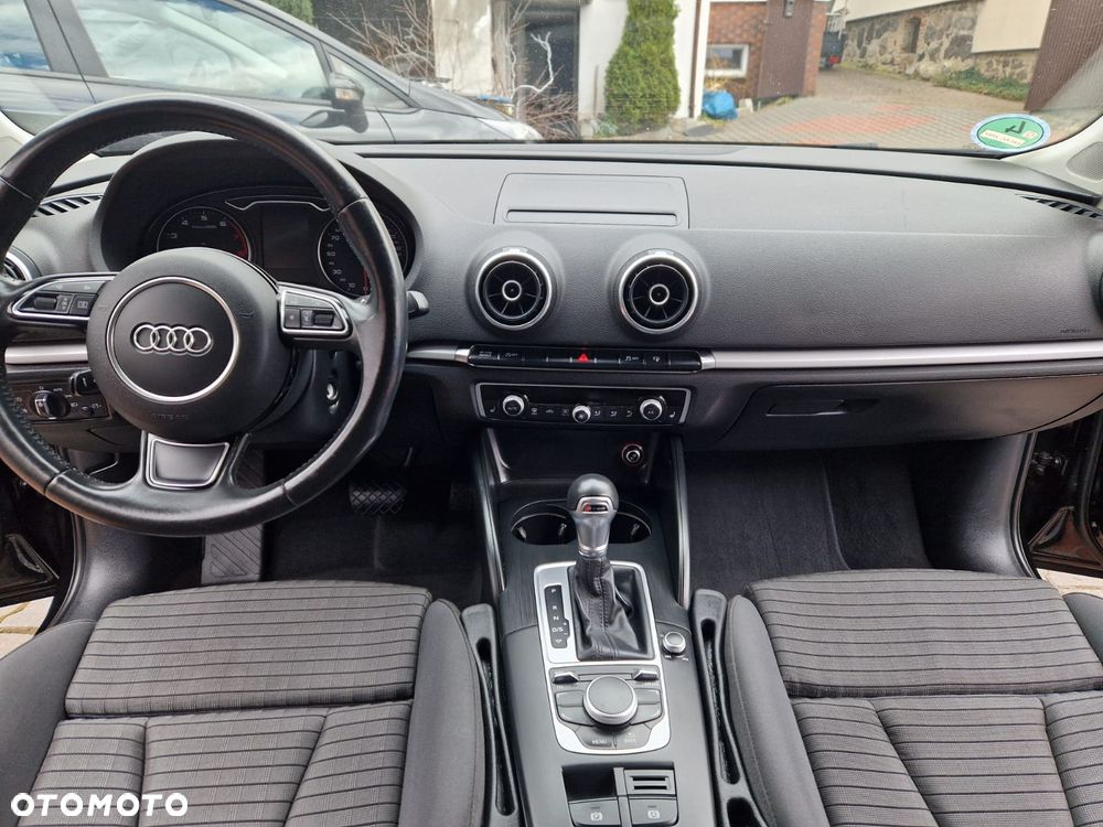 Audi A3 Sportback 1.4 TFSI S tronic S line Sportpaket - 17