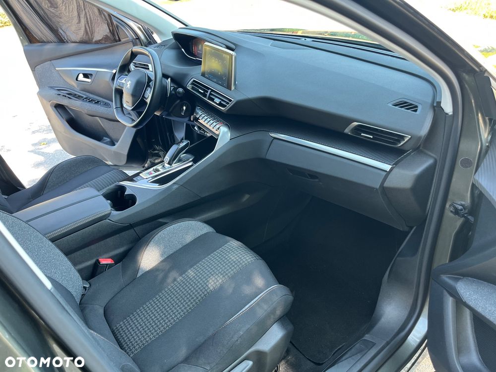 Peugeot 5008 PureTech 130 EAT8 Stop & Start Active - 14