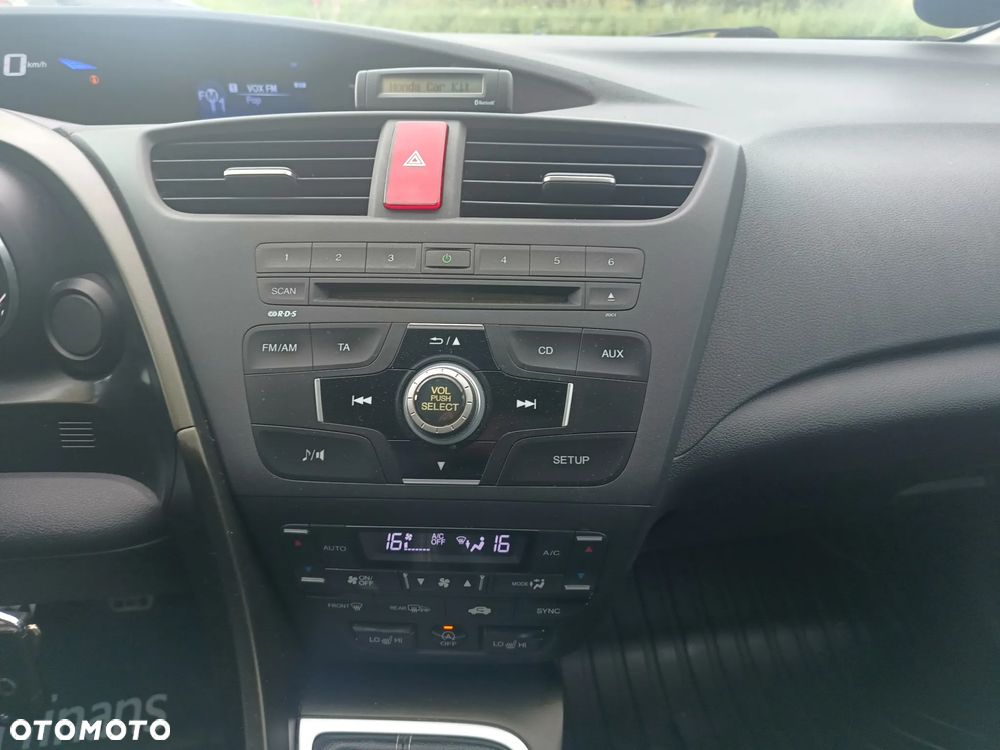 Honda Civic 1.8 Sport - 12
