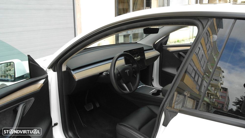 Tesla Model Y Long Range Tração Integral - 30