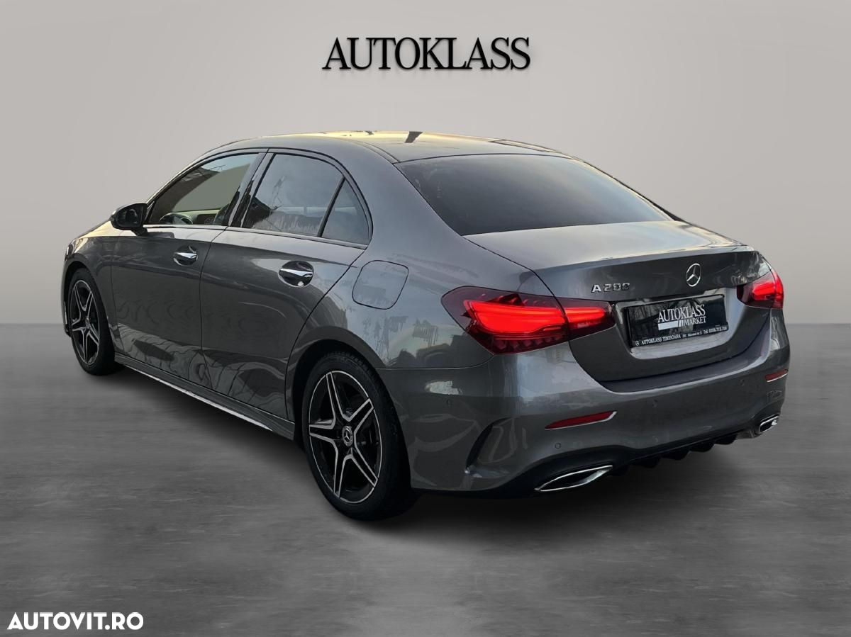 Mercedes-Benz A 200 MHEV 7G-DCT Sedan - 3