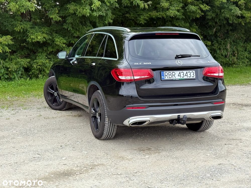 Mercedes-Benz GLC 250 4-Matic - 8