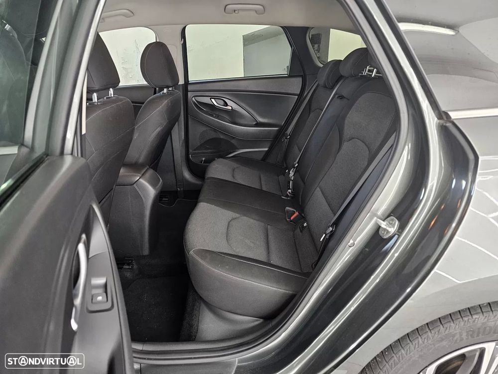 Hyundai i30 SW 1.0 T-GDi Style Plus - 26