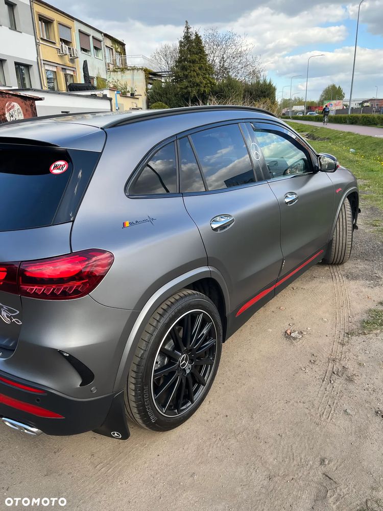 Mercedes-Benz GLA 250 4-Matic AMG Line - 4