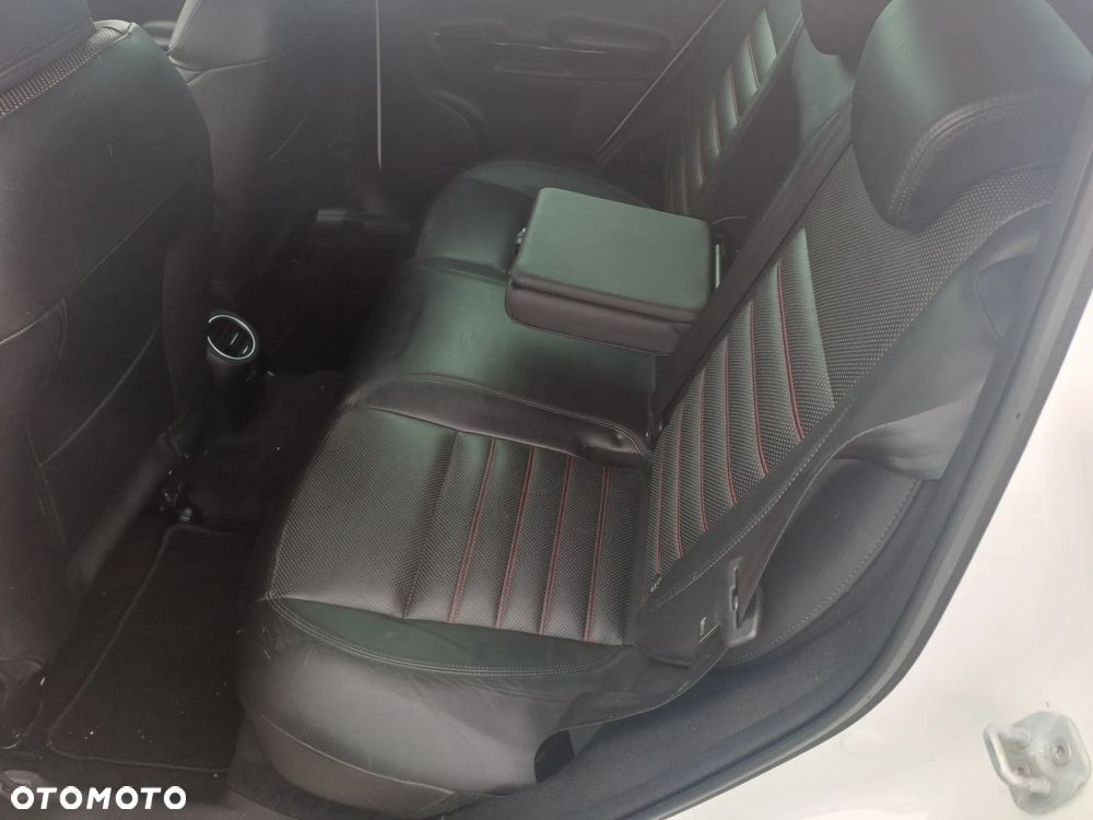 Alfa Romeo Giulietta 1.4 TB MultiAir Exclusive - 8