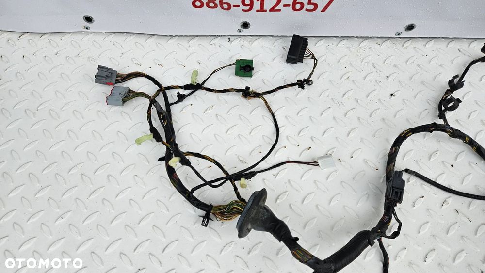 Jaguar XJ 351 5.0 SC 510 KM 508PS Instalacja grodzi Wiązka przewodów komory Kable AW93-14290-UAE - 3