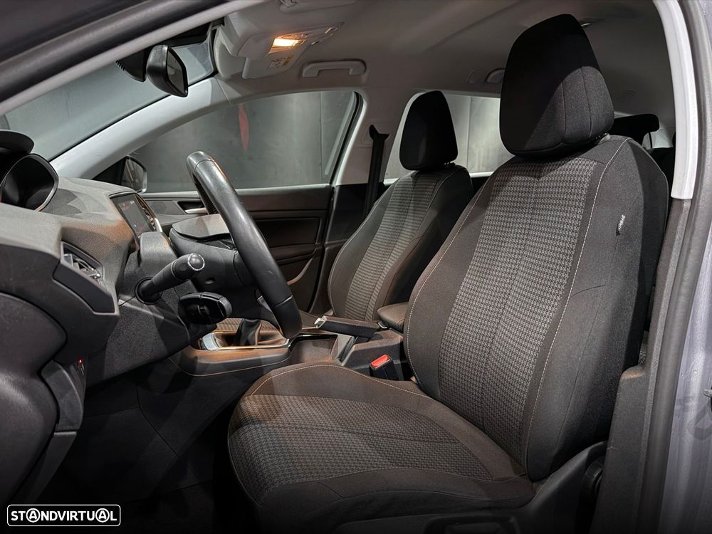 Peugeot 308 1.2 PureTech Active Pack - 13