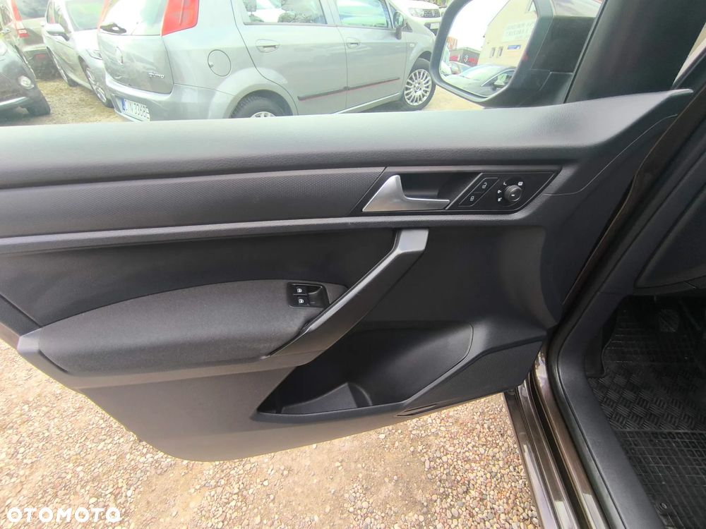 Volkswagen Caddy 2.0 TDI Comfortline - 8