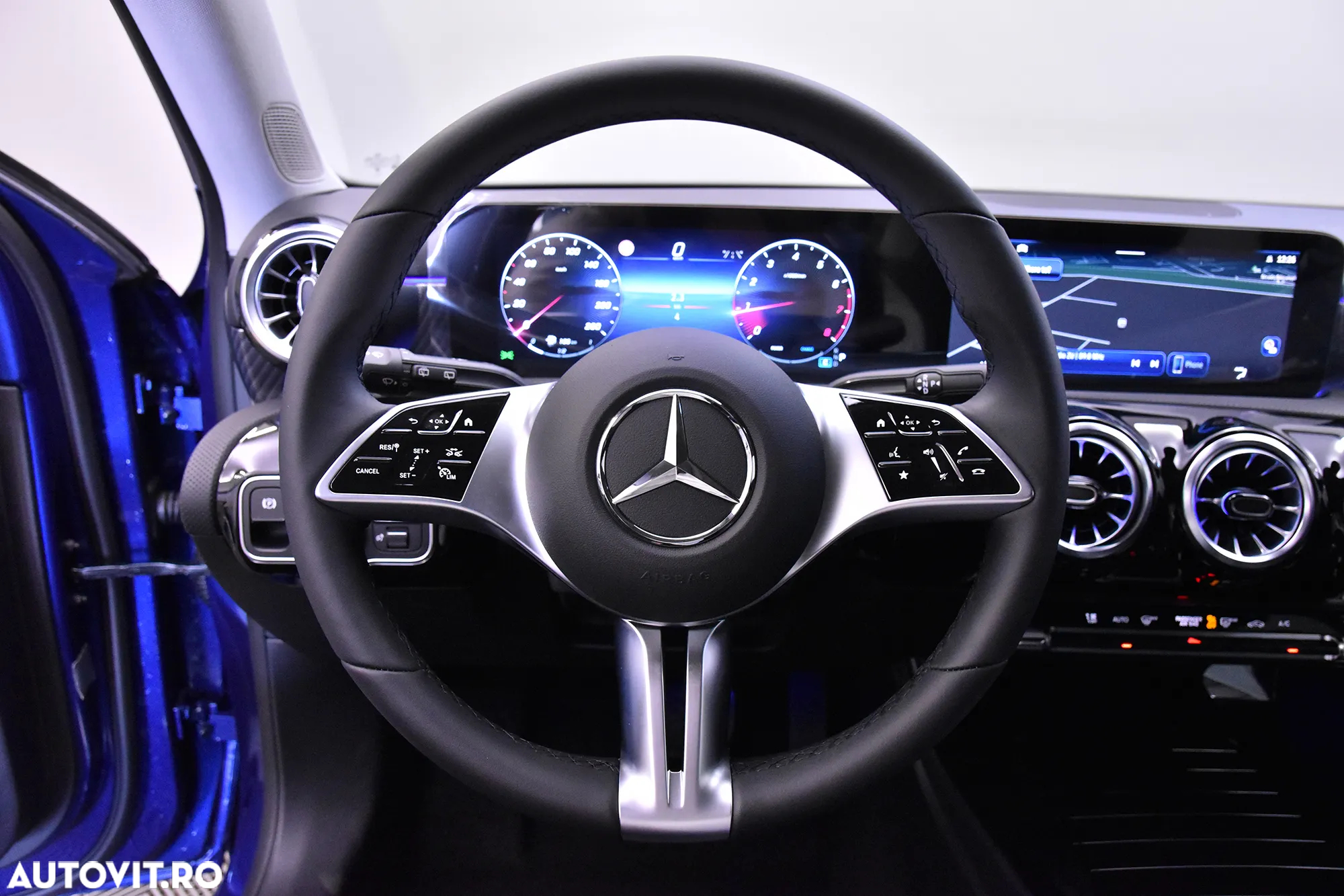 Mercedes-Benz A 200 MHEV 7G-DCT - 16