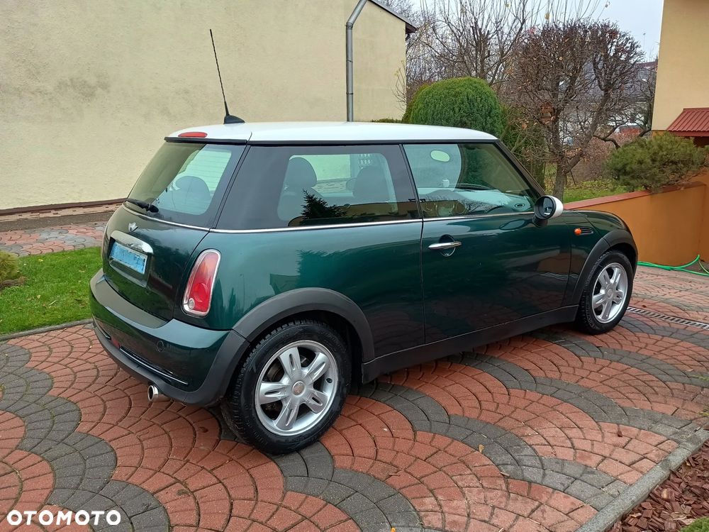 MINI Cooper Standard - 6