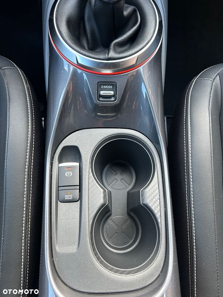 Nissan Juke 1.0 DIG-T Tekna - 31