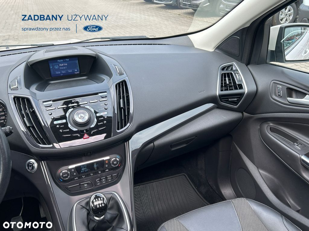 Ford Kuga 1.5 EcoBoost 2x4 Titanium - 15