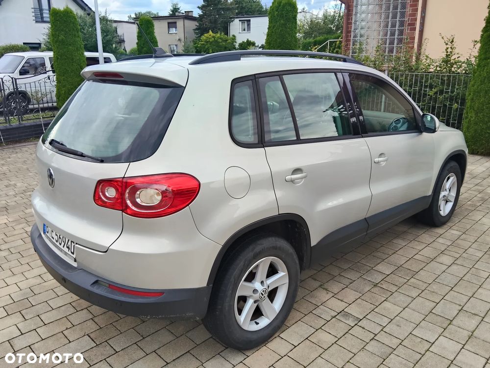 Volkswagen Tiguan - 13
