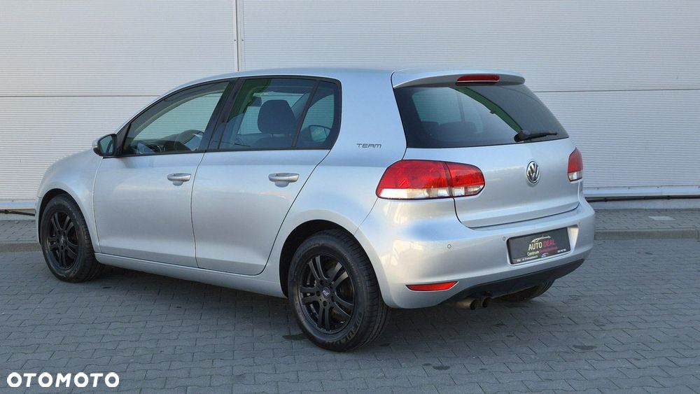 Volkswagen Golf - 17