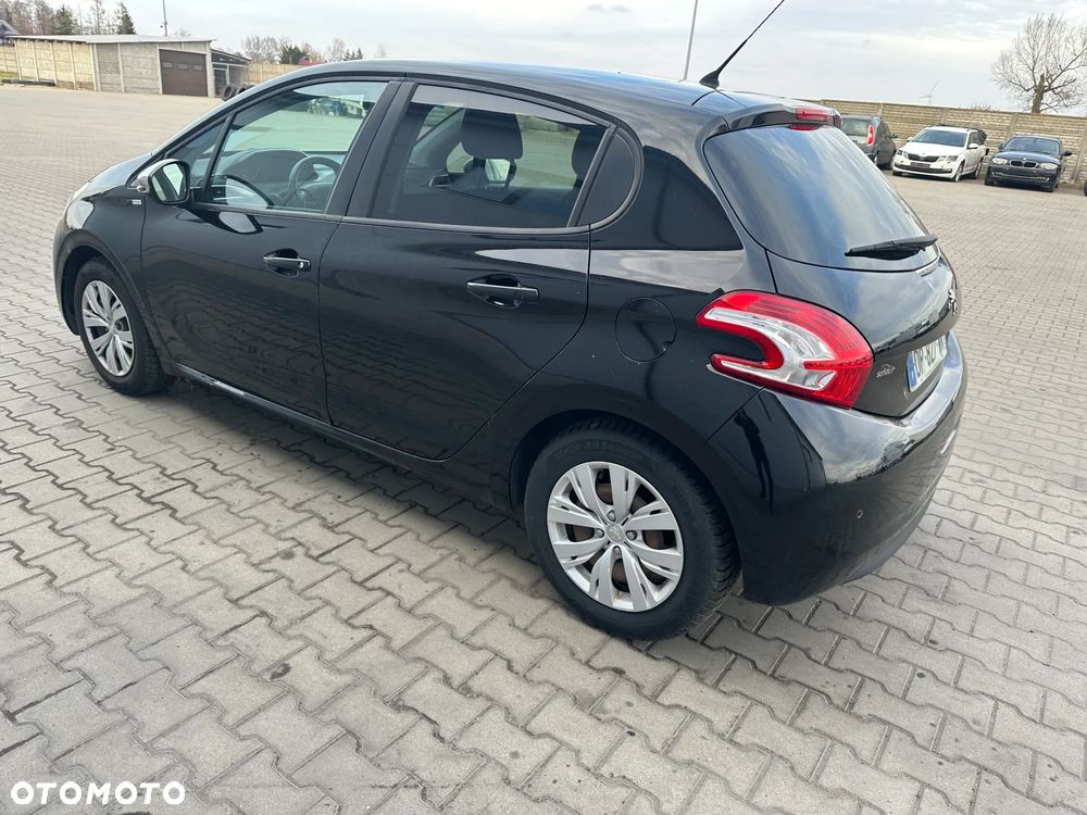 Peugeot 208 82 PureTech Style - 5