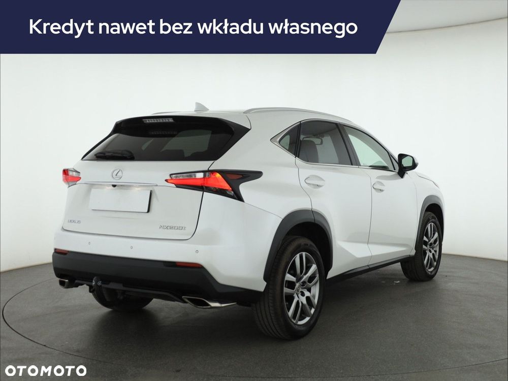 Lexus NX - 7
