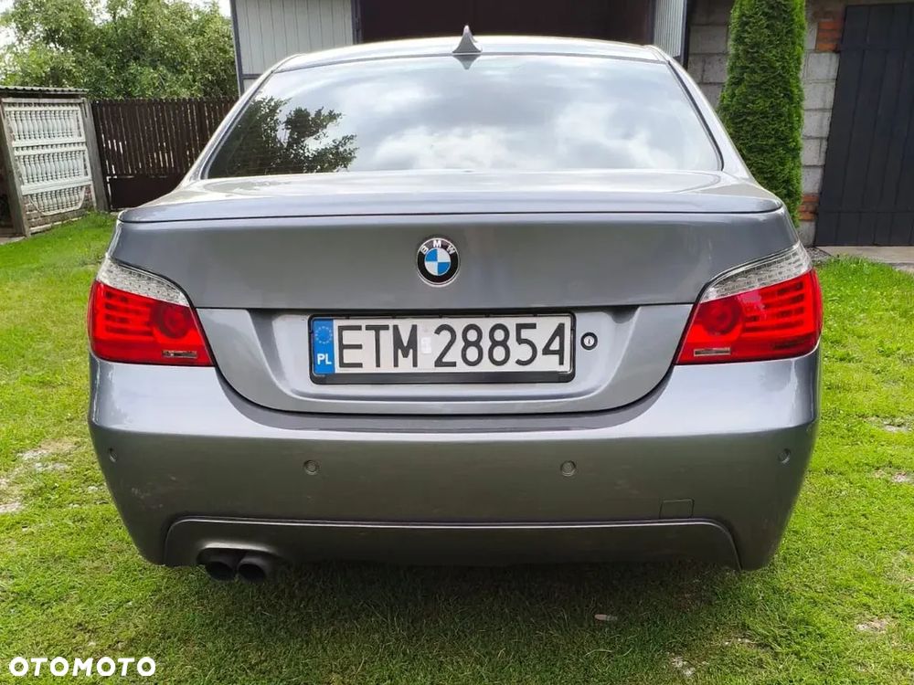 BMW Seria 5 525d - 9