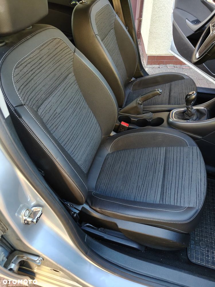 Opel Astra 1.6 Active EU6 - 25