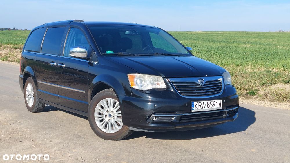 Lancia Voyager