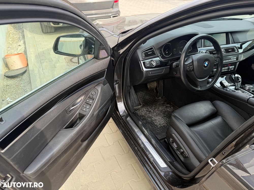 BMW Seria 5 525d Aut. Luxury Line - 6