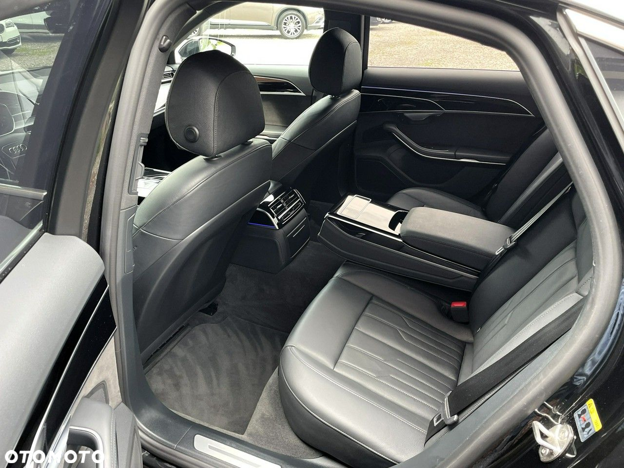 Audi A8 - 27
