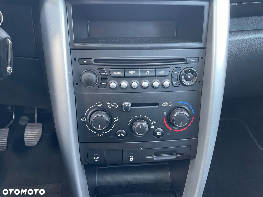 Peugeot 207 95 VTi Premium - 26