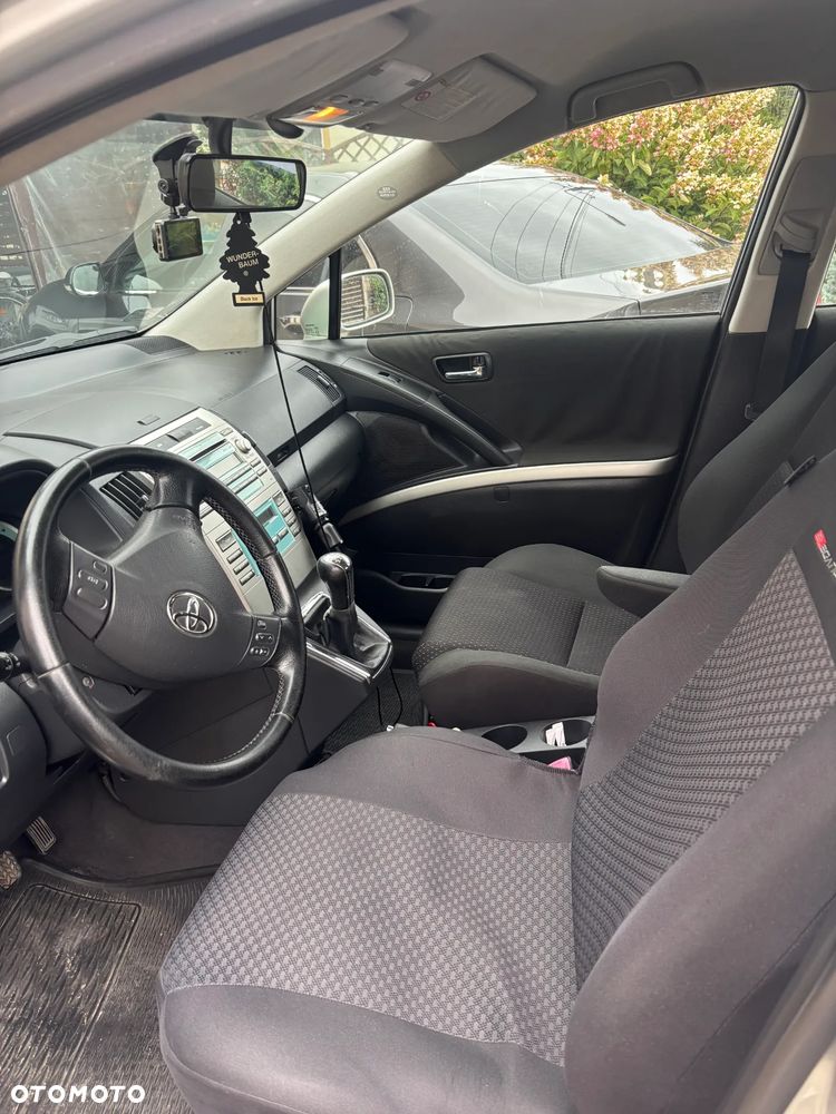 Toyota Corolla - 10