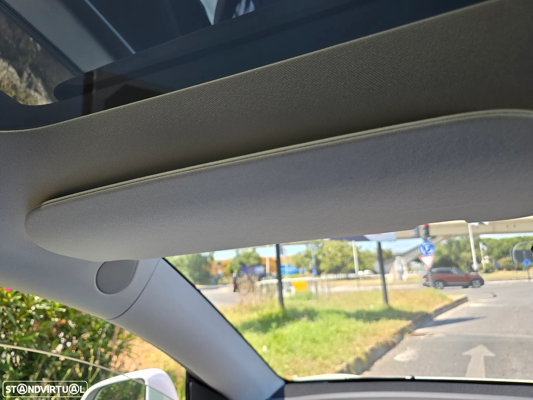 Tesla Model Y Performance Tração Integral - 24