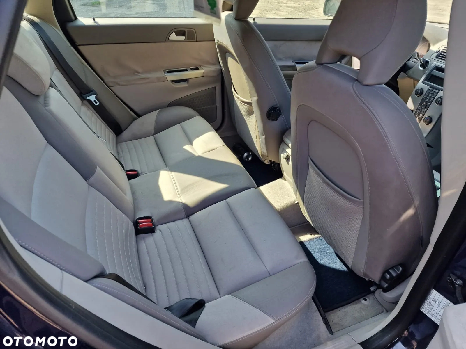 Volvo V50 - 11