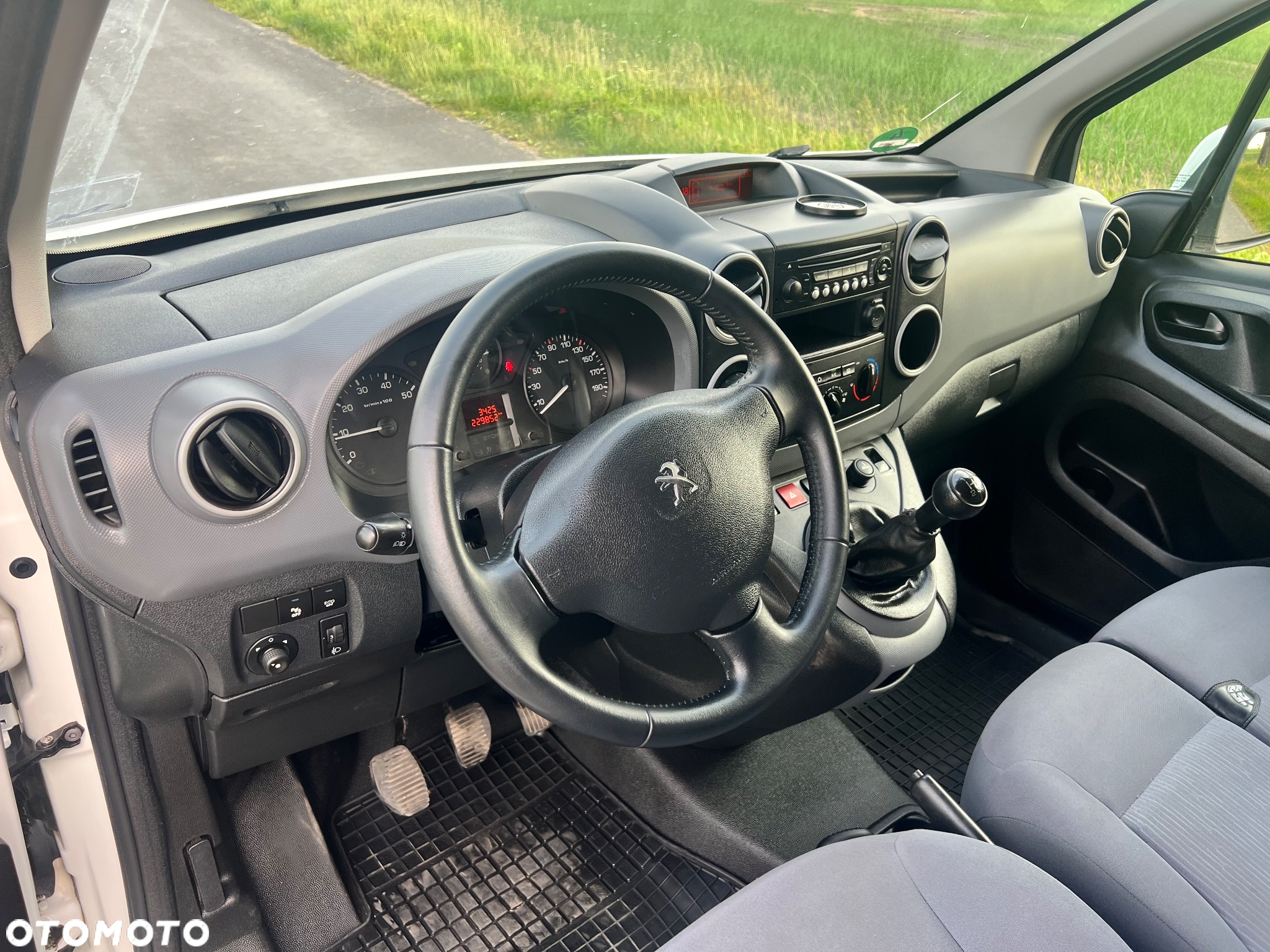 Peugeot Partner - 11