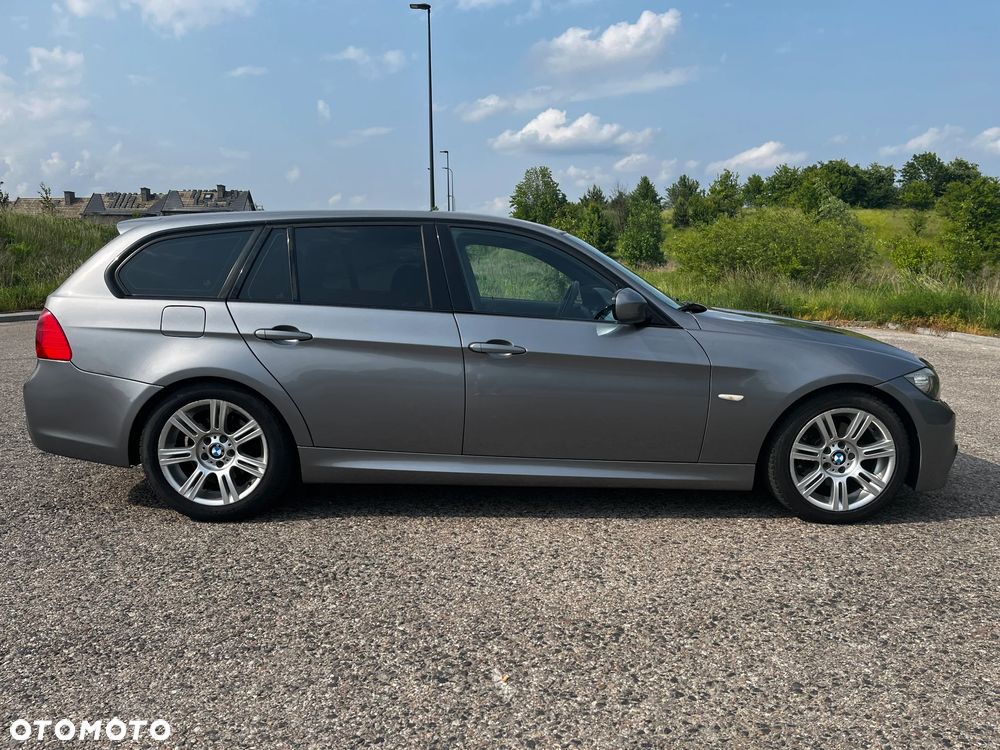 BMW Seria 3 318d Touring Sport Line - 4