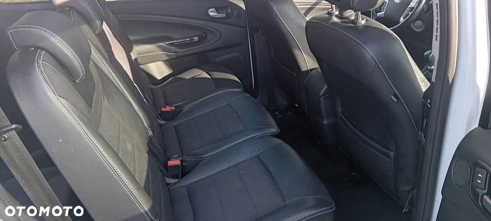 Ford S-Max 2.2 TDCi DPF Platinium X - 26