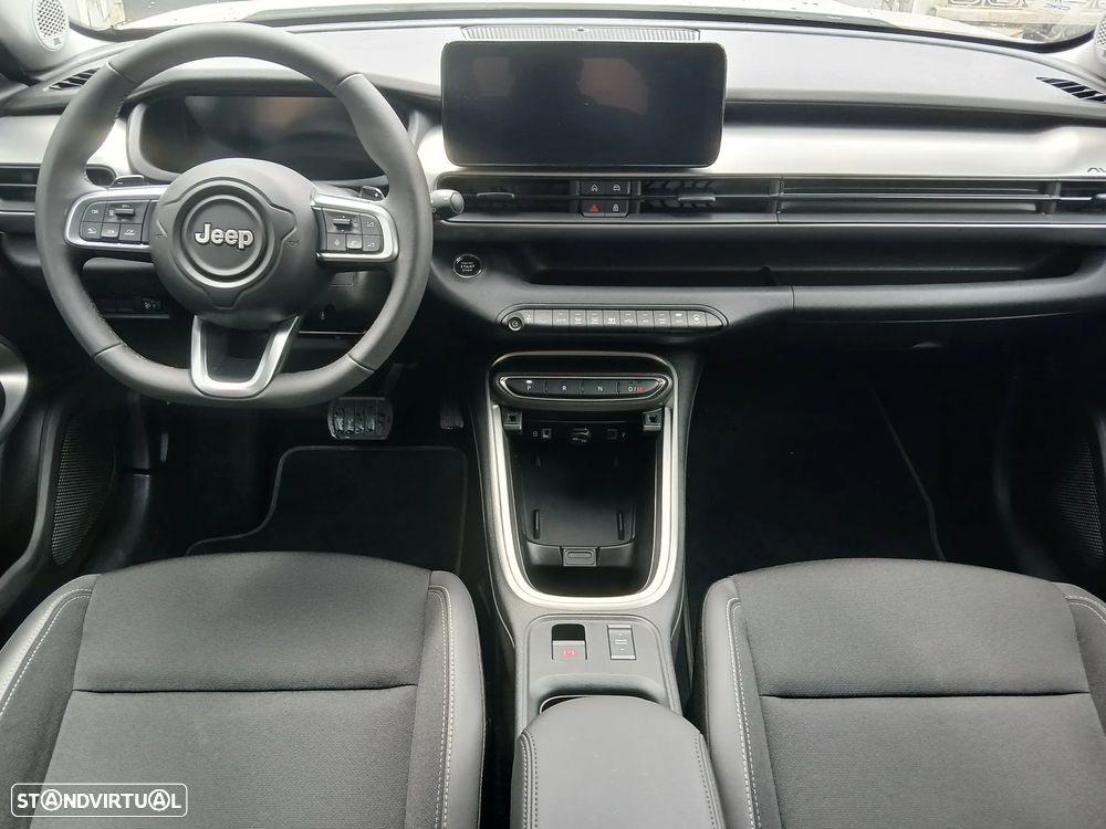 Jeep Avenger 1.2 e-Hybrid Altitude DCT - 15